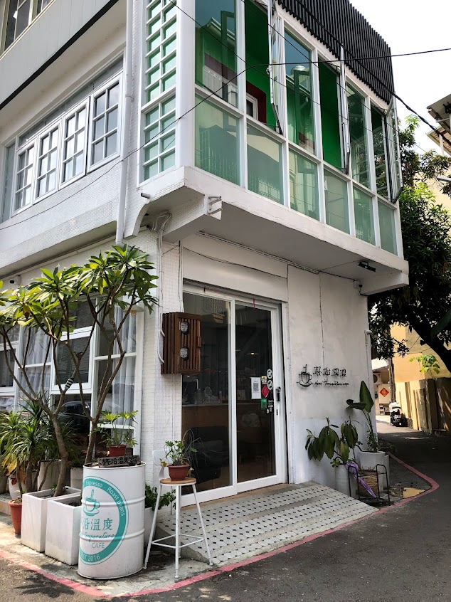 杯沿溫度咖啡(客製化蛋糕)