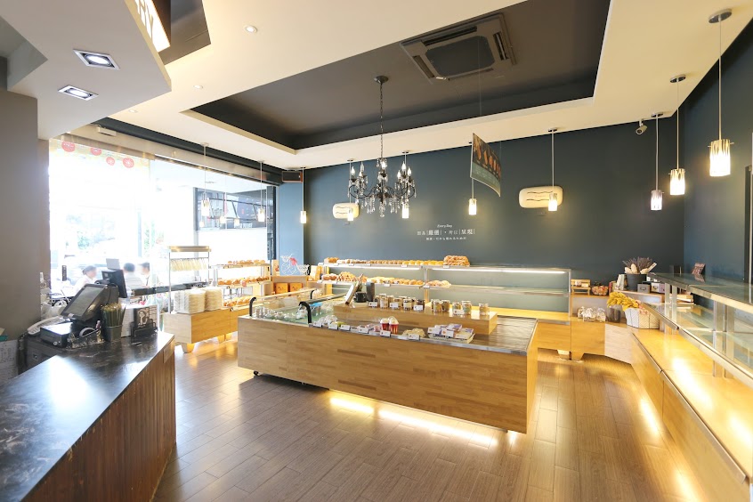 多那之屏東仁愛門市