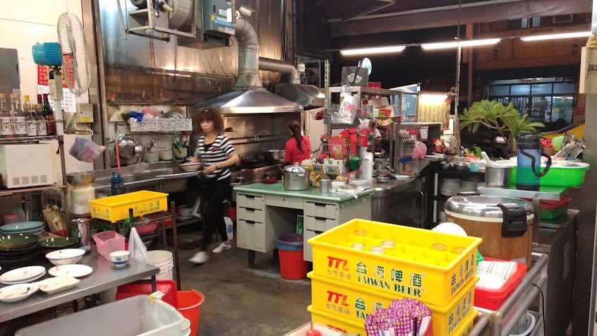 ㄚ松鵝肉海產店