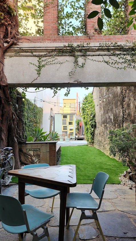 小雞上樓CHICK UP -墾丁店