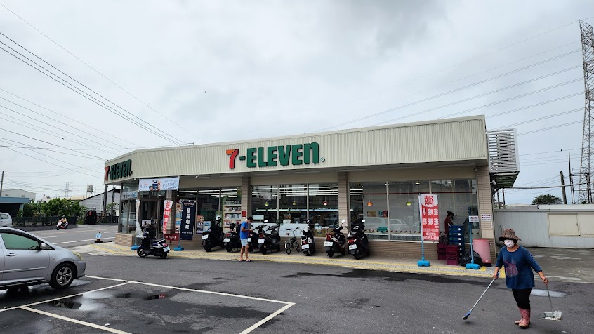 7-ELEVEn 仙隆門市
