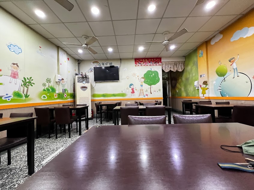 六年甲班（軍輝店）