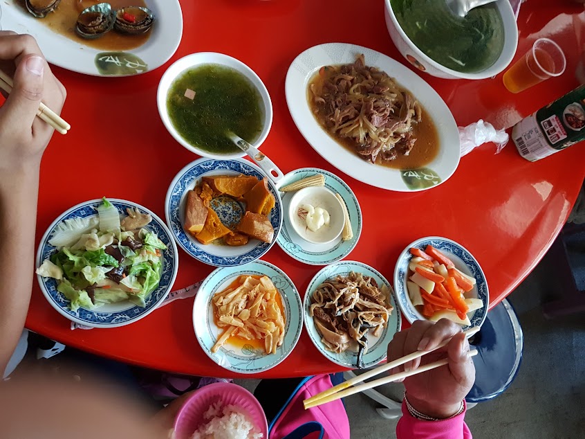 順天租車行及順美早午餐店