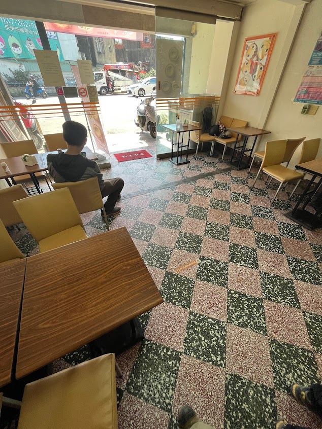 悟饕池上飯包 – 苗栗為公店