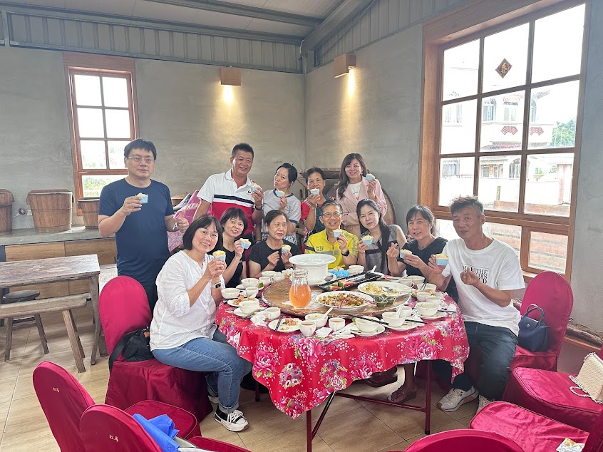 紅瓦厝創意生活美食館