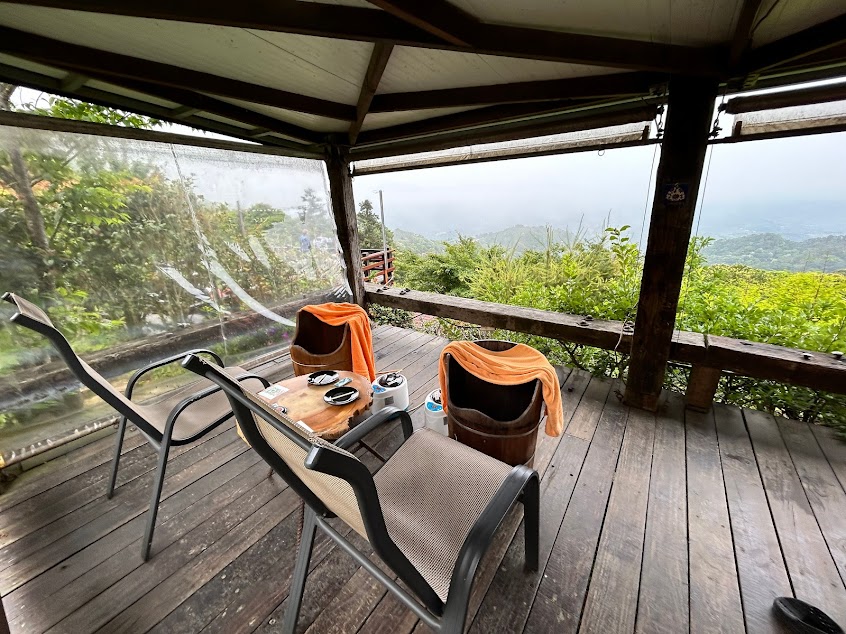 【鍾鼎山林】雲海景觀咖啡廳・老薑蒸足浴