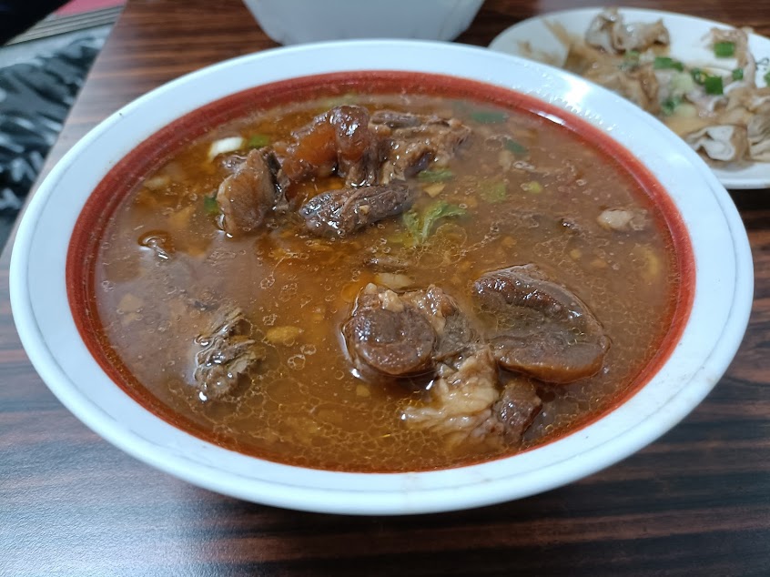 國際牛肉麵 斗六店