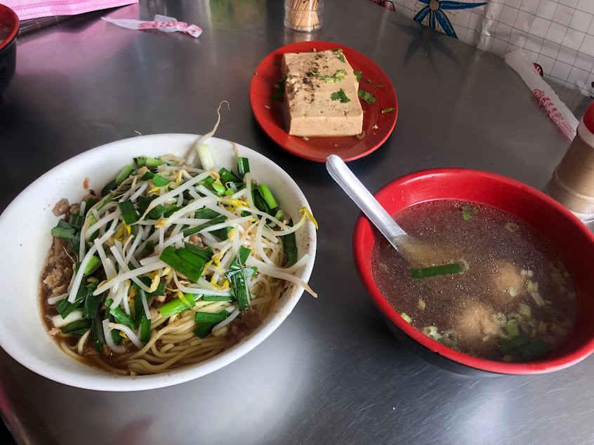 莿桐無名麵館