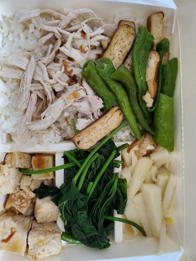 鄭 – 草魚湯 (魯肉飯/無刺虱目魚湯)