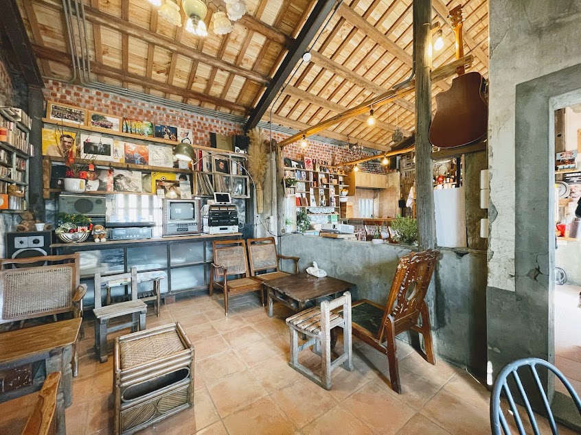 白水咖啡。食物