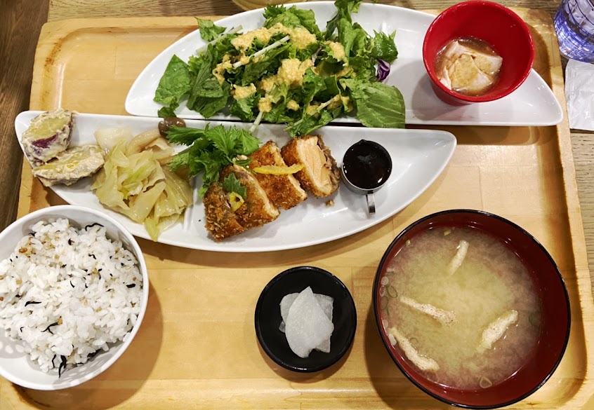 御盤de食堂 松山區 日本料理
