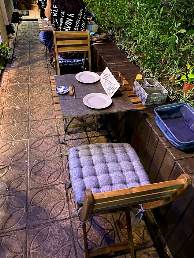 Petit France 小法國餐館