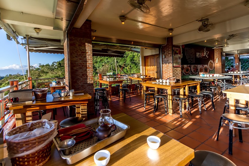 阿義師的大茶壺茶餐廳＜＜1樓＞＞8月8日臨時公休喔！！