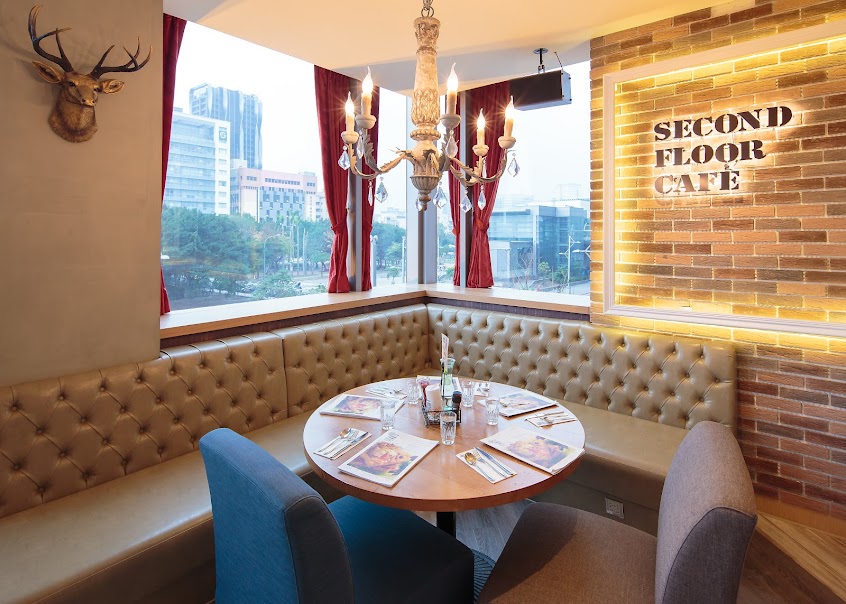 Second Floor 貳樓南港車站店