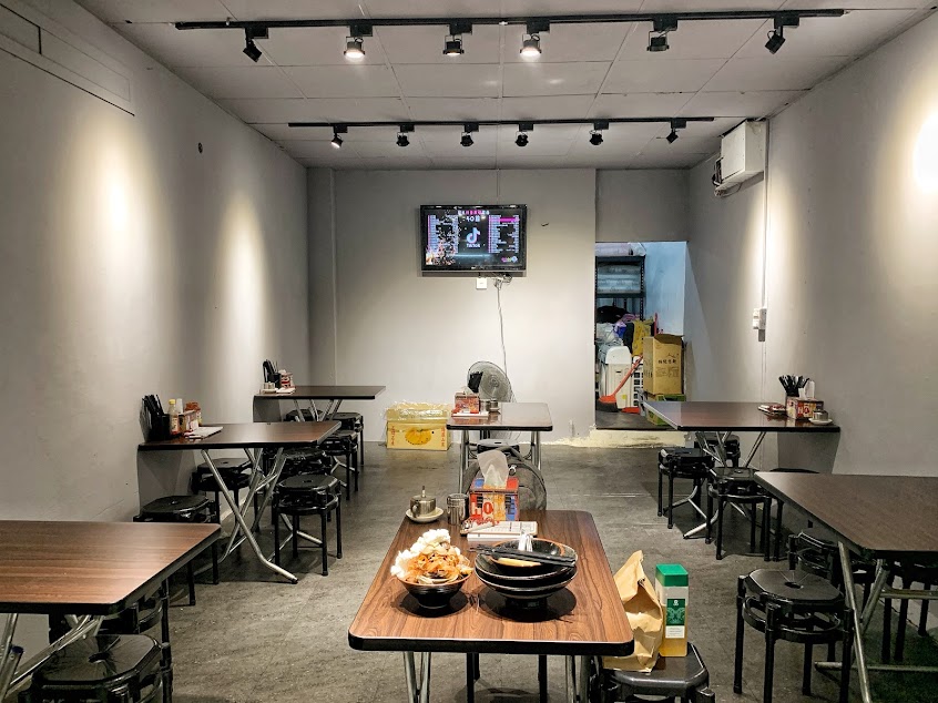 啊母啊姆鍋燒麵/海鮮麵/浮誇肉燥飯/三重宵夜