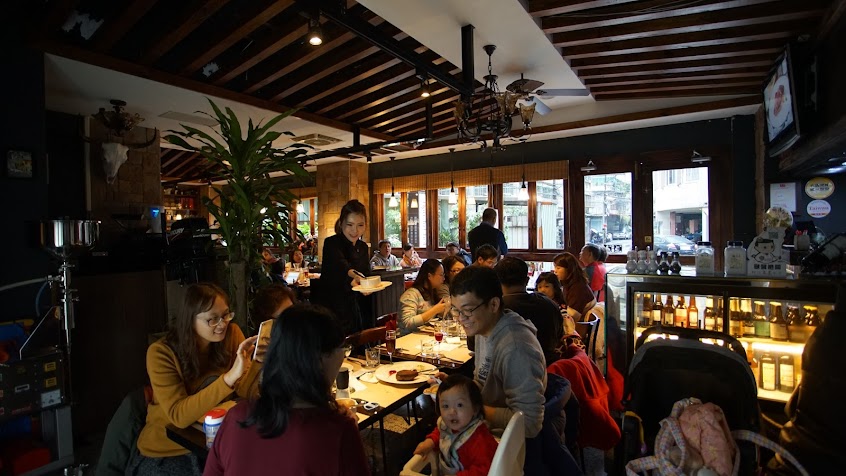 AGUSTO奧古斯托 義大利 餐廳 · 義大利麵 燉飯 龍蝦牛排 披薩 餐酒館 · 新北板橋 美食推薦 · 聚餐 生日 包場 · restaurants bar · 父親節 情人節 活動