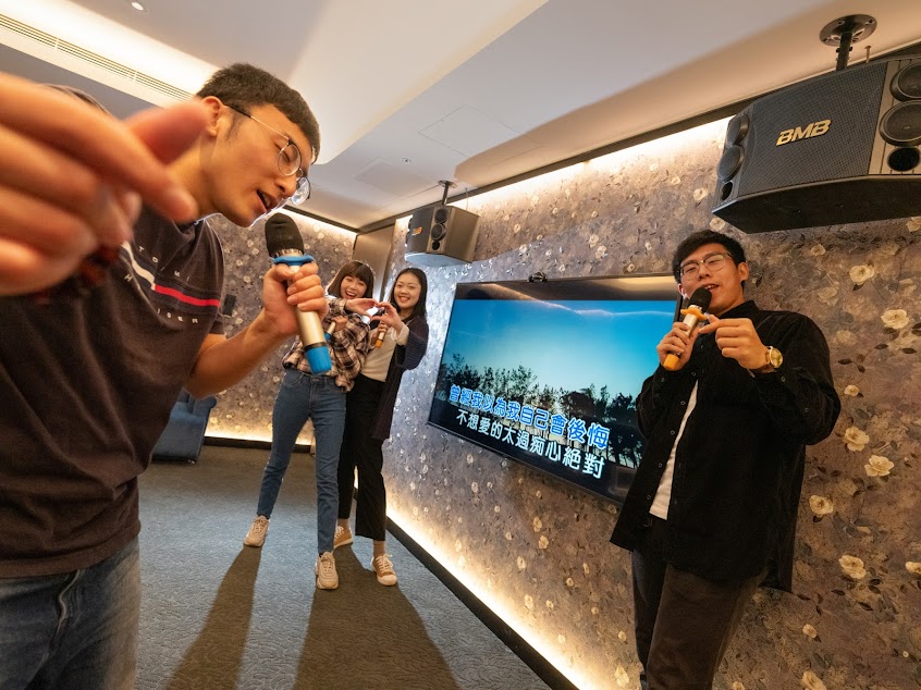 名人堂KTV (名人堂花園大飯店) Karaoke