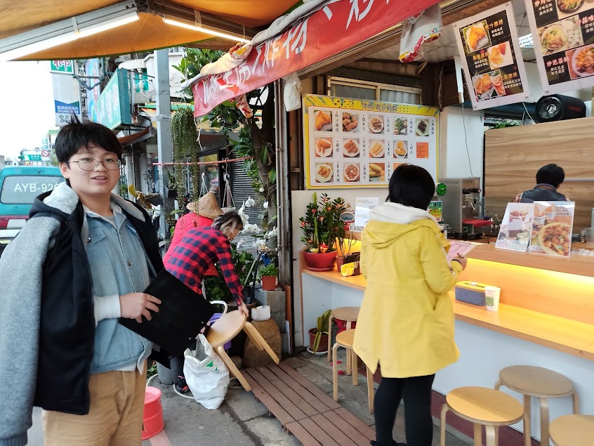 [桃園•龍潭] 麻辣黨主席– 特色雞排 | 獨創炒炸物 | 新鮮果汁飲料