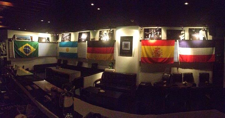 El Jardin Cocktail Bar