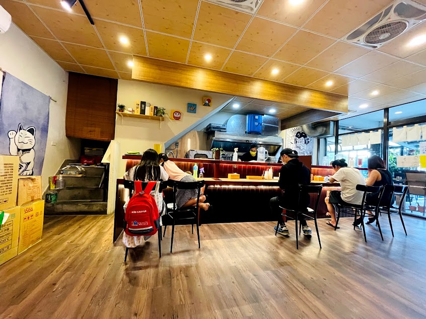 小郜家雞白湯拉麵