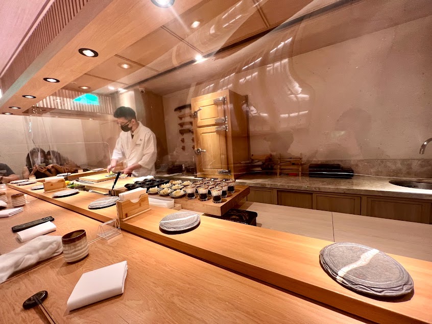 初魚｜鮨 · 鐵板燒-新光中港店