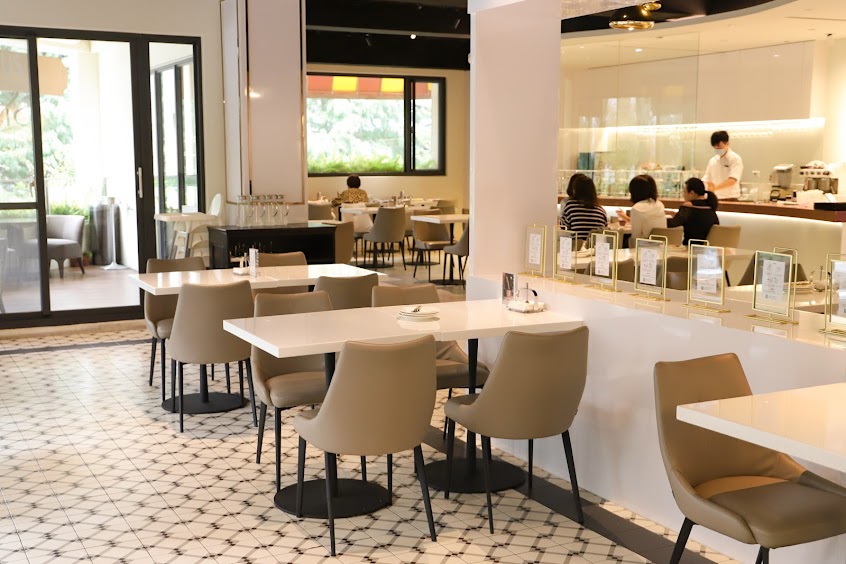 KOI PLUS (七期店)