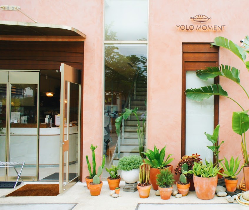 Yolo Moment 台中店 | 舒食早午餐｜甜點 | 下午茶｜生日蛋糕｜brunch & cakes