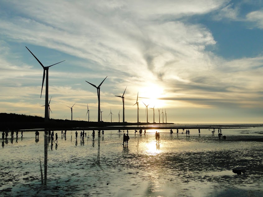 高美濕地賞鳥景觀臺