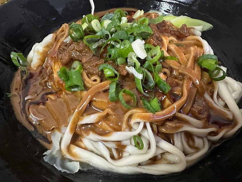 興隆小館（潭子店） 牛肉麵 | 炒飯 | 炒麵 | 水餃