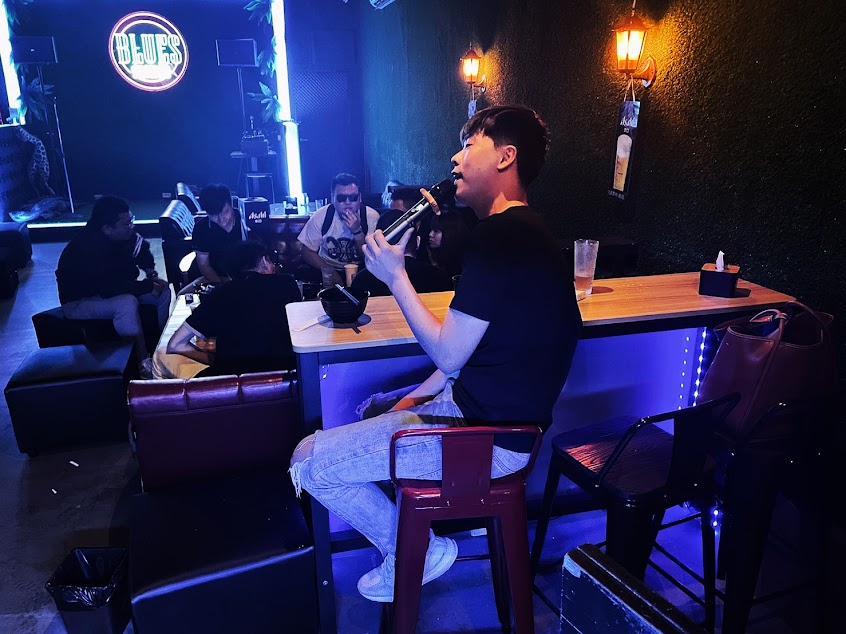 BLUES餐酒館