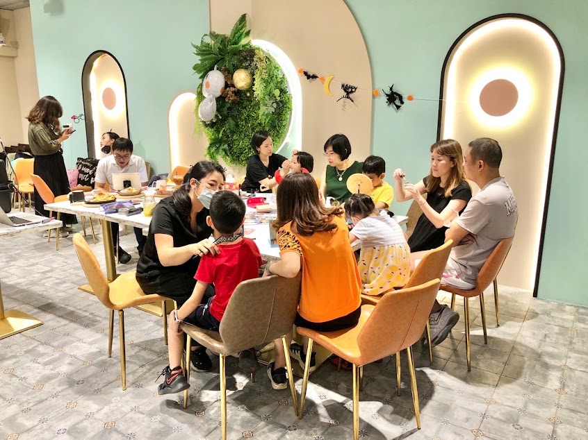 癒見好食早午餐｜高雄左營美式漢堡早午餐推薦｜漢神巨蛋寵物友善下午茶咖啡廳