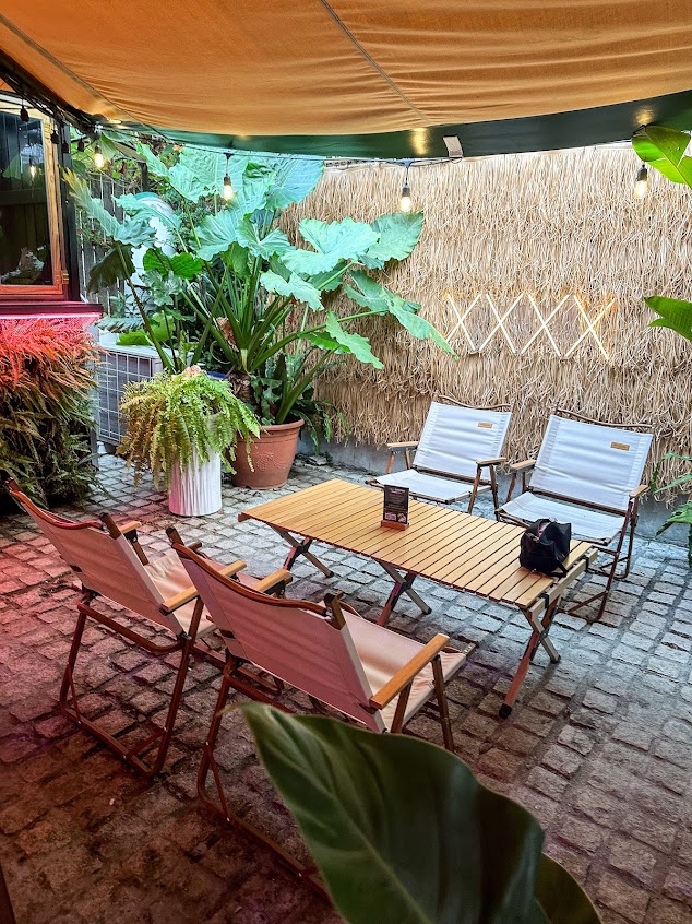 [XXXX kaohsiung – 四乘高雄](暫停營業中)露天餐酒/酒吧/飲料/輕食/酒吧/聊天小聚/續攤