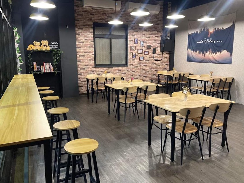 義狗倆狗複合式餐廳