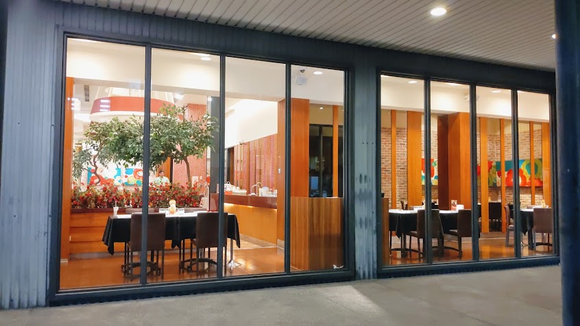 瓦城泰國料理 – 高雄明誠店