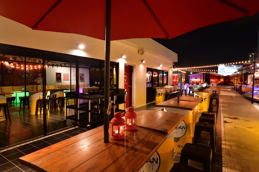 海洋微光.音樂Bar.求婚餐廳(求婚企劃、求婚佈置、婚禮主持、活動派對、活動包場、公司聚餐、生日慶生、寶寶抓周、性別派對、婚宴會館、戶外婚禮、求婚花束、代客訂花、客製蛋糕)