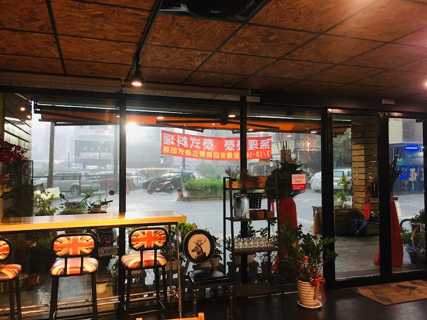 無理泰泰 泰式料理