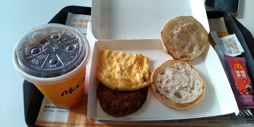 McCafé 咖啡-鳳山建國店