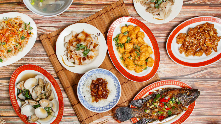 小江周手切肉燥（內有店貓）