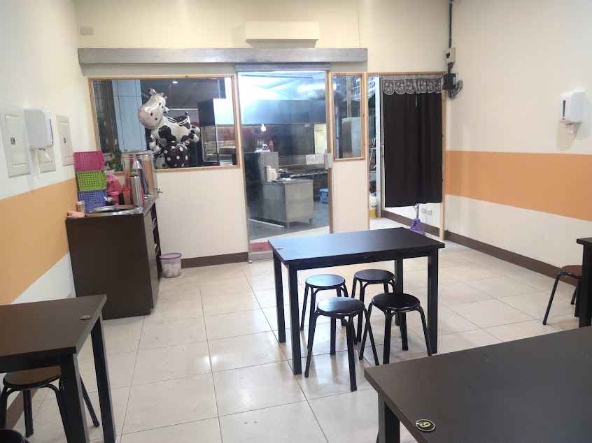 牛小弟牛排-鳳山店