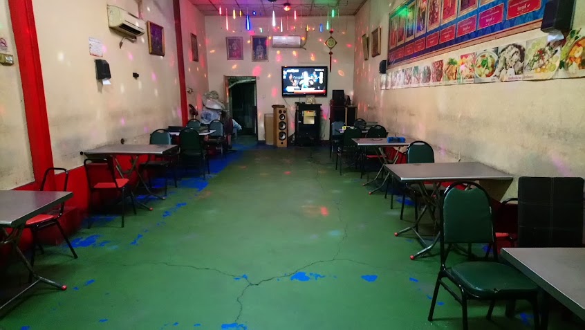 品香泰國小吃館