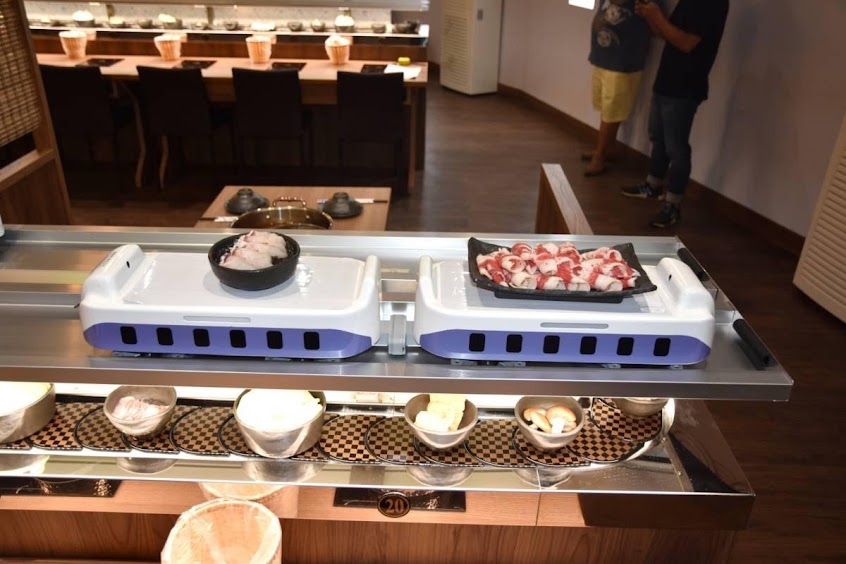 舞鶴新幹線廻轉鍋物-高雄吃到飽 高雄火鍋 高雄涮涮鍋 仁武吃到飽 仁武火鍋 仁武涮涮鍋