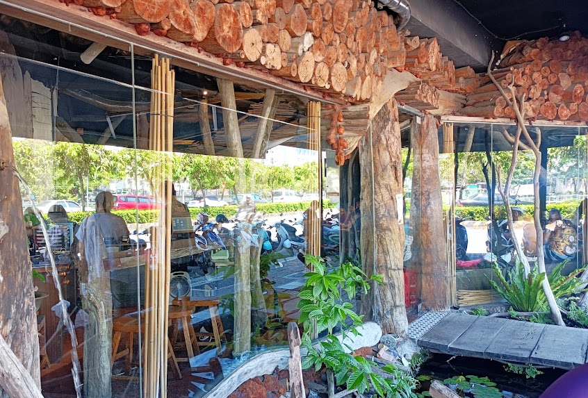 逐鹿炭火燒肉岡山店