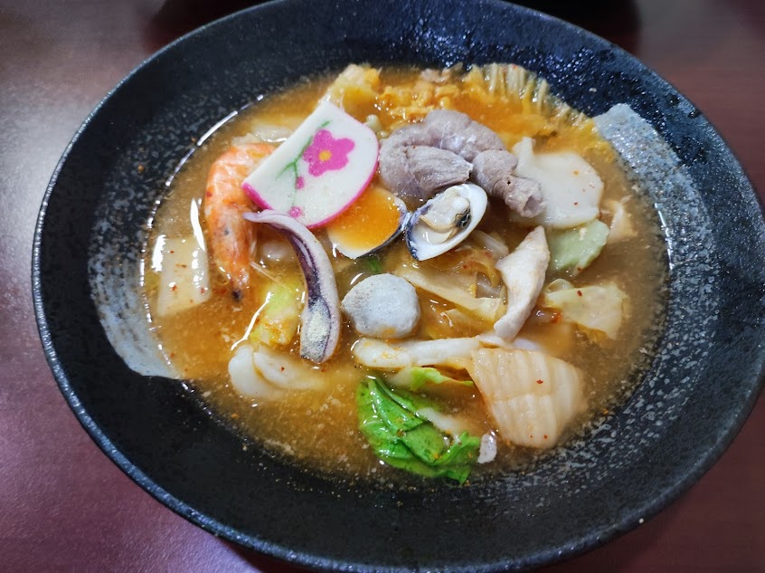 就愛呷海鮮手捏麵