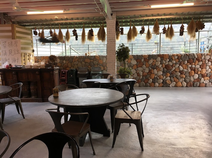 311複合式小吃店