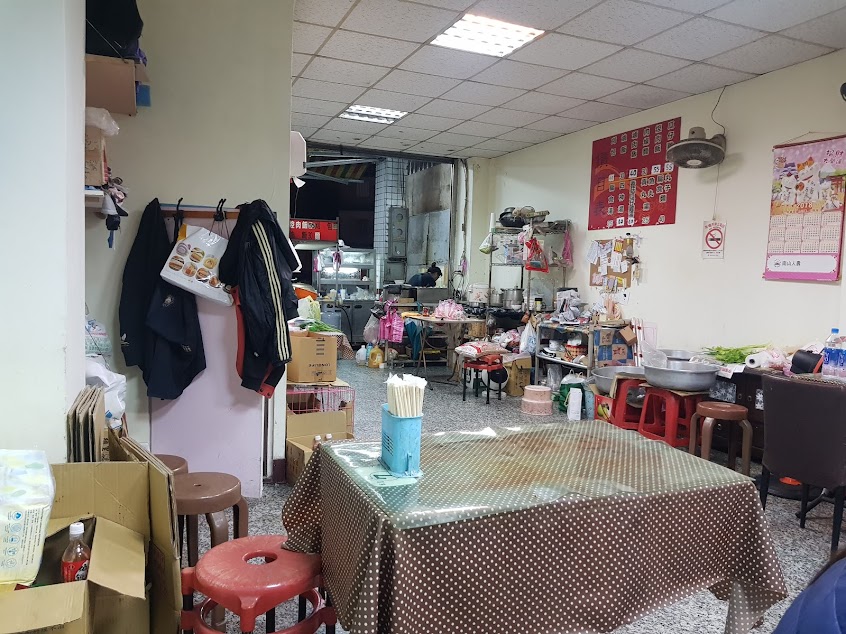 嚕嚕米宵夜店