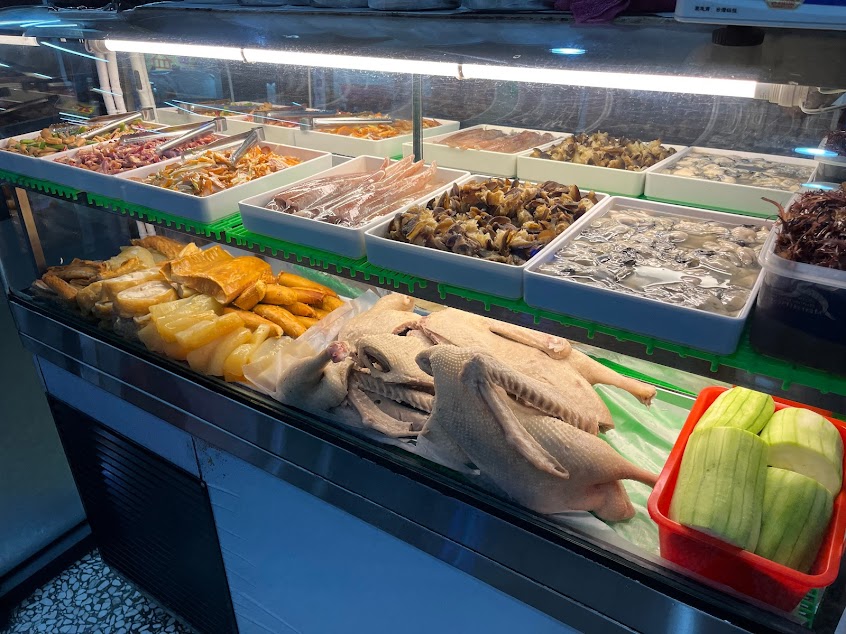 礁溪阿芬鵝肉魚雜