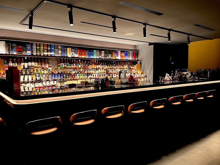 AK168 威士忌動物園