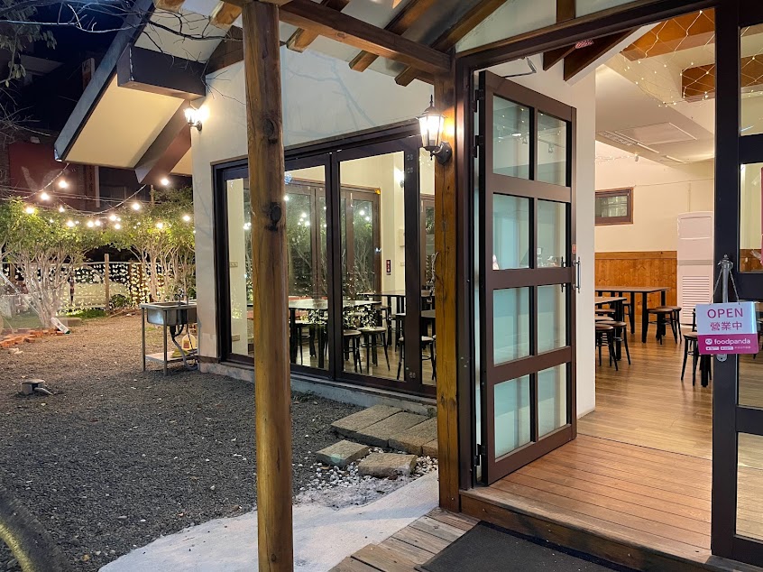 鑫靊外傘頂洲（蚵仔之家竹北店）Oyster’s Home Zhubei Branch