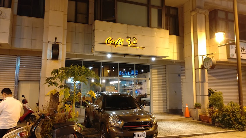 Café32