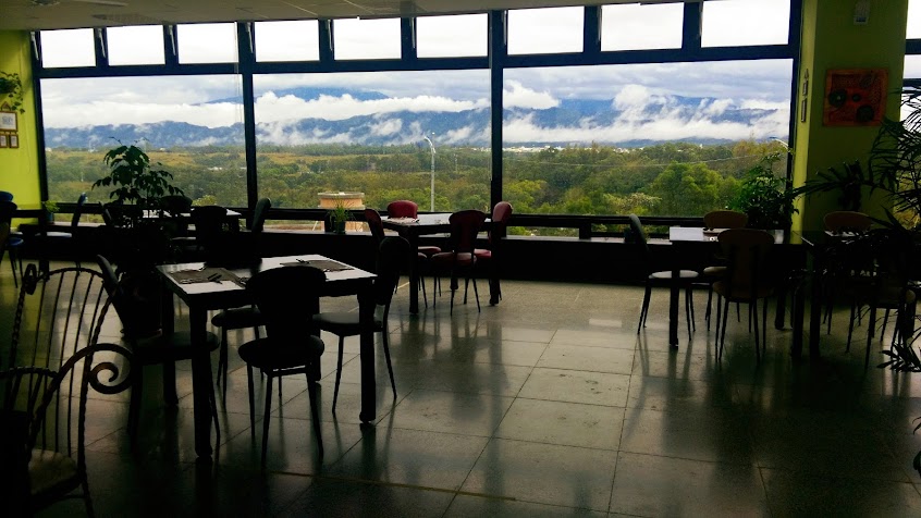 ii Cafe 聯大二店 景觀餐廳